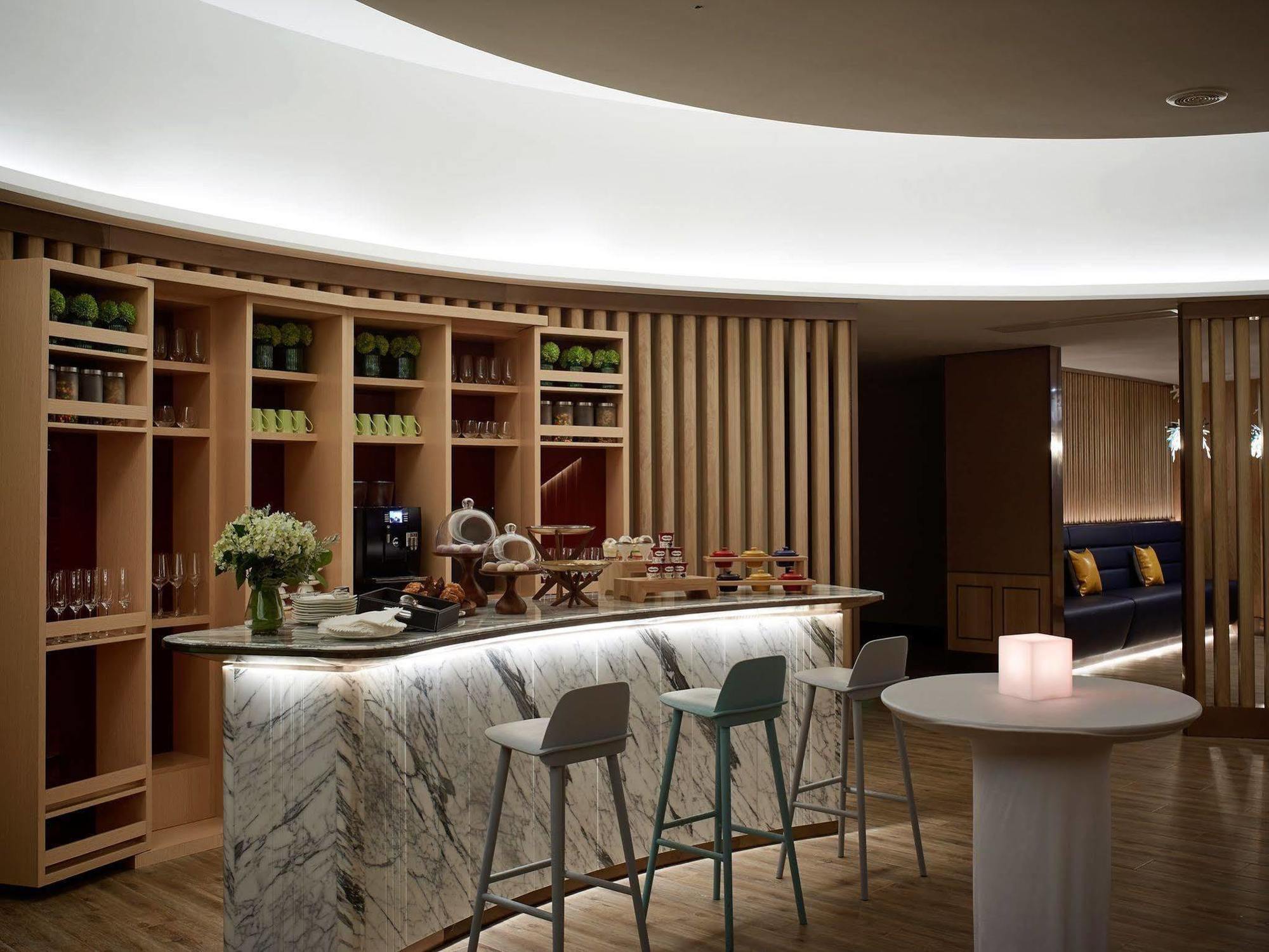 One Sunland Serviced Suites Managed By Lanson Place Shanghaj Zewnętrze zdjęcie